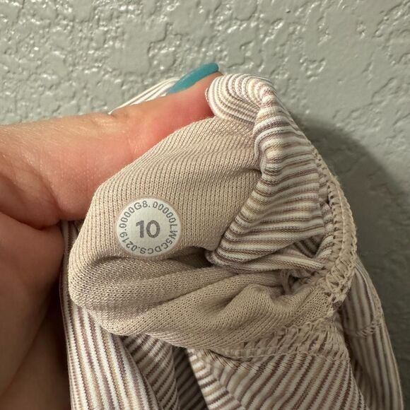 Lululemon Wunder Under Leggings Size 10 - Picture 4 of 5